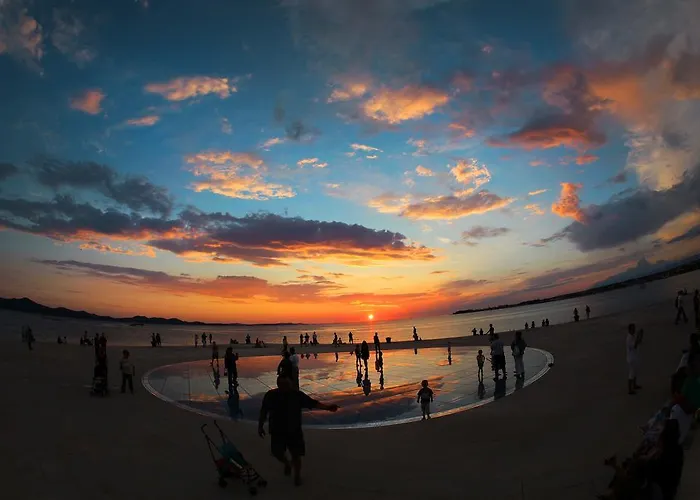 公寓 劳拉一室公寓 扎达尔