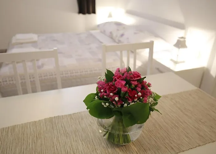 Laura Διαμέρισμα *